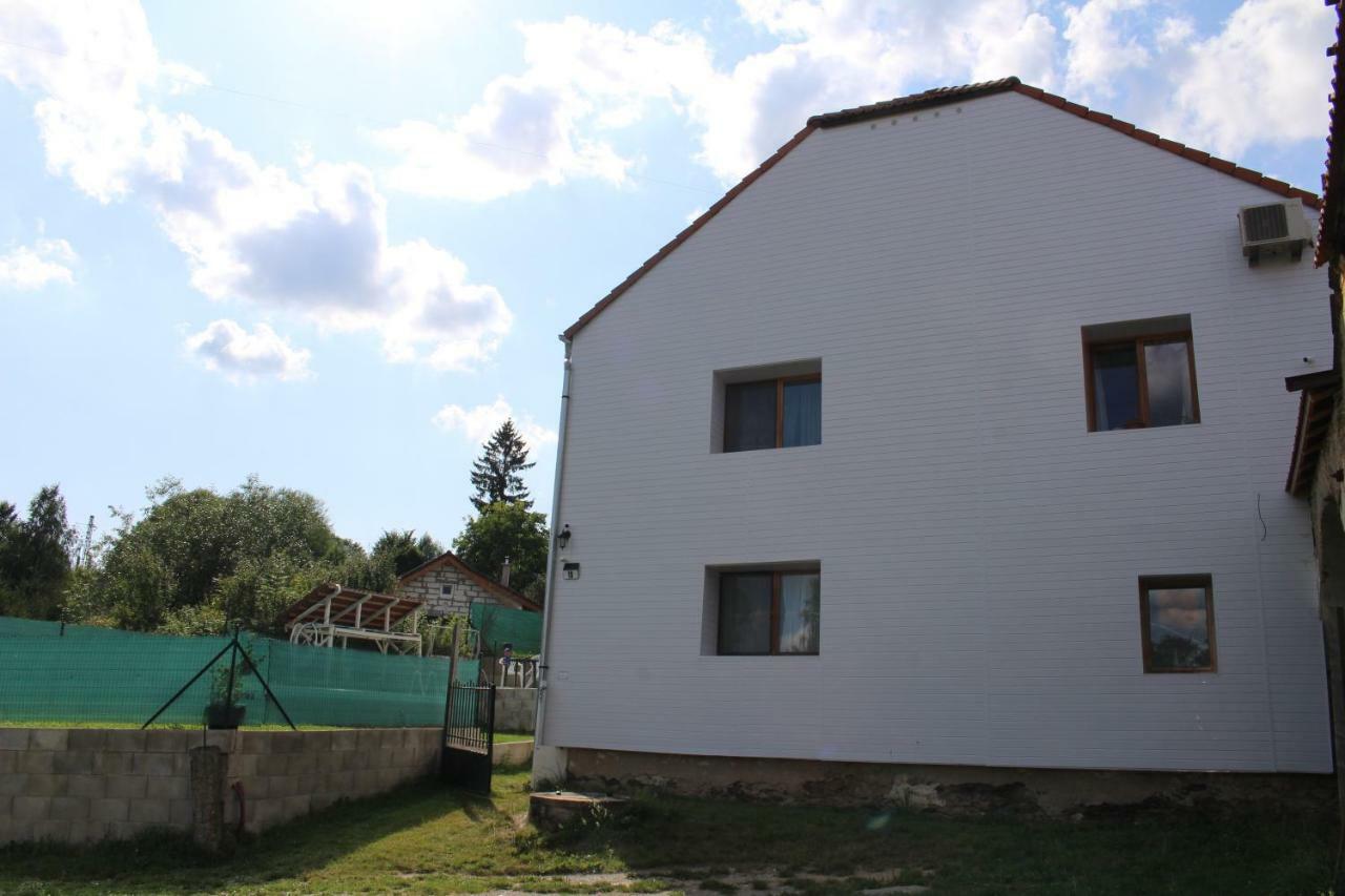 Apartman Suchdol Daire Bujanov Dış mekan fotoğraf